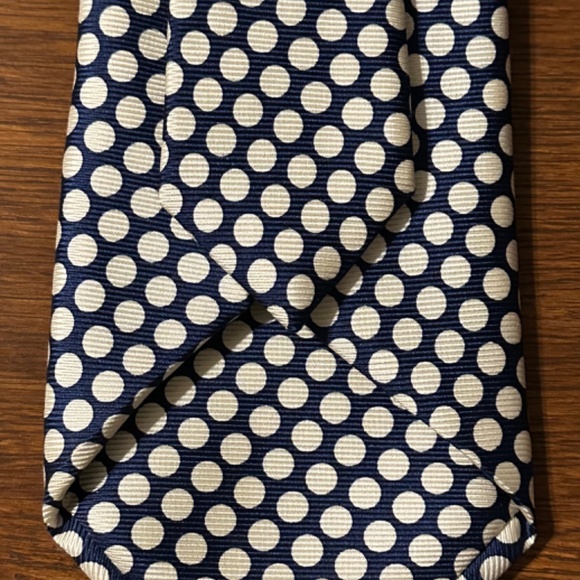 AUTHENTIC BORRELLI 100% SILK NECKTIE DARK BLUE W/WHITE POLKA DOTS - Picture 3 of 4